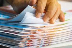 documentos para cambiar titutar